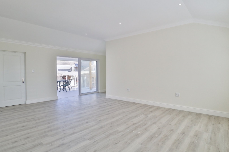 2 Bedroom Property for Sale in Tokai Western Cape